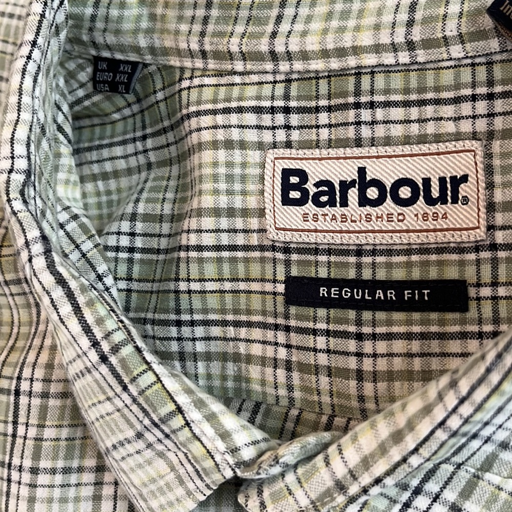 Like New Men’s Barbour 100% Cotton Short Sleeve Button Up Shirt!